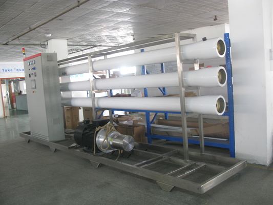 Nhà máy khử mặn nước biển chạy bằng năng lượng mặt trời Khử muối cho nước mặn