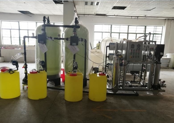 Thiết Bị Thẩm Thấu Ngược Xử Lý Nước Với Công Suất 1.4m3/H