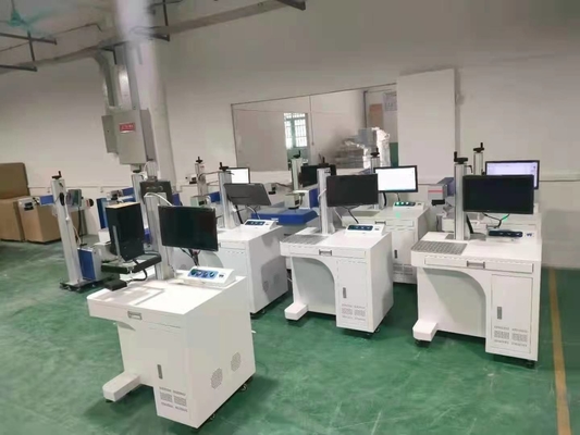 Máy khắc laser màu 30W RAYCUS IPG MOPA cho kim loại