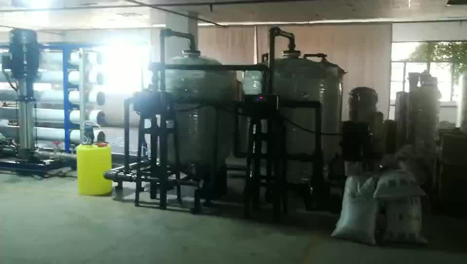 Hộp lọc nước than hoạt tính dạng hạt 900KG 7000W